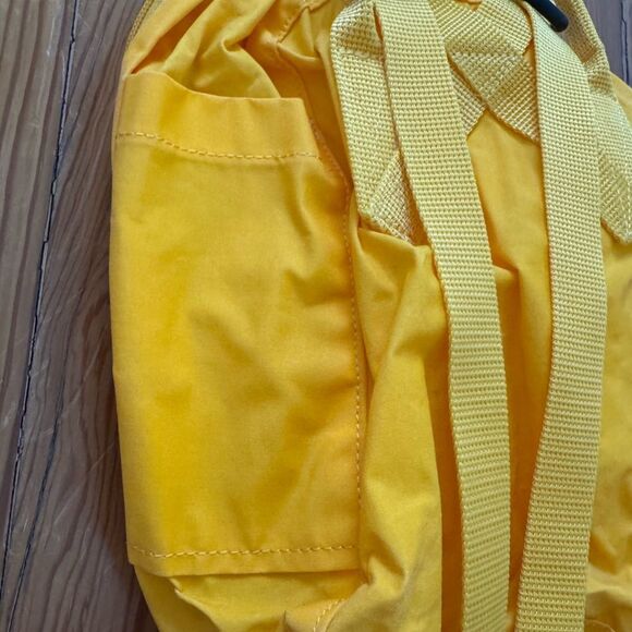 Fjallraven Kanken Backpack - Picture 7 of 10